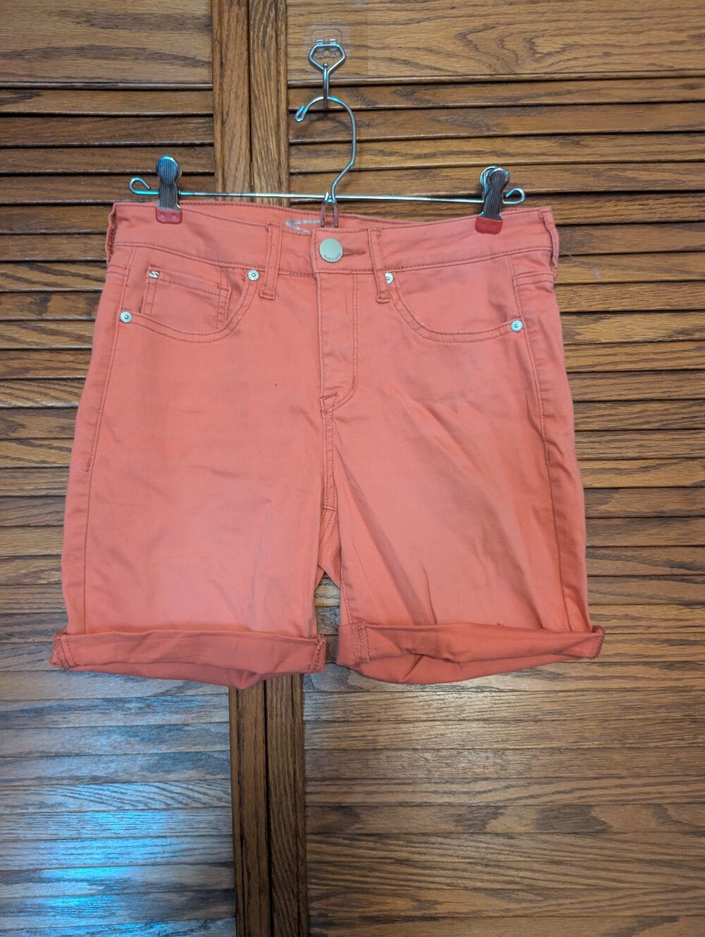 Seven7 Woman's Coral Weekend Bermuda Shorts Size 4